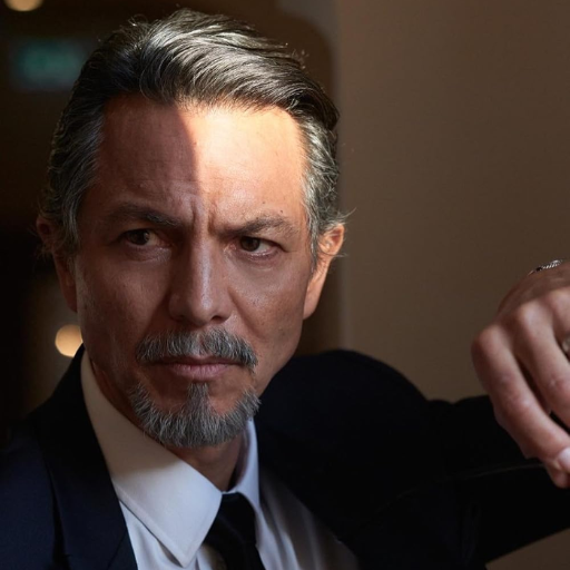 Career Highlights of Benjamin Bratt